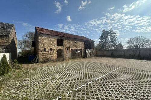 Außenansicht inkl. Stellplatz - 3 Zimmer Einfamilienhaus in Heidesee