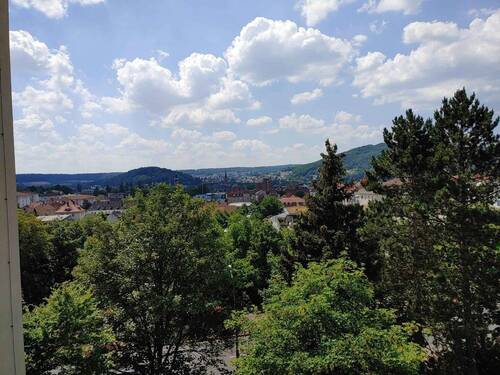 Aussicht Loggia - Etagenwohnung mit 75,60 m² in Bad Kissingen zum Kaufen