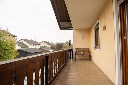 Überdachter Balkon.jpg - 