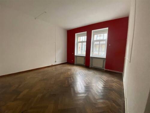 sep. Büro 2 strassen seitig - 