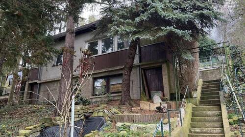 massives Wochenendhaus - 3 Zimmer Mehrfamilienhaus, Wohnhaus zum Kaufen in Weißenfels