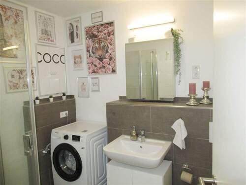 Bad mit WM-Stellplatz - 