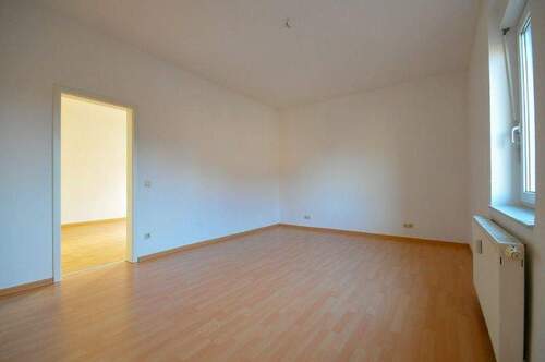 großzügiges Schlafzimmer - 