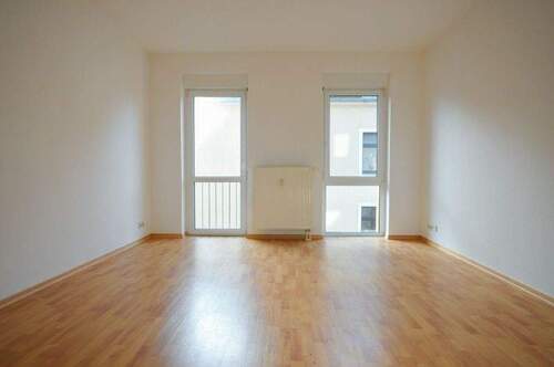 Wohnzimmer mit Südausrichtung - 