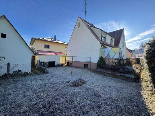 Rückansicht - Etagenwohnung mit 182,00 m&sup2; in Karlsfeld zum Kaufen