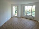 Wohnzimmer.JPG - Erstbezug nach Renovierung: Schöne 2-Zimmer-Wohnung mit 2 Terrassen im EG