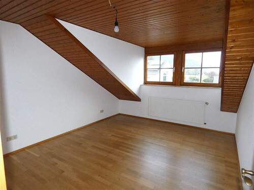 Schlafzimmer - Etagenwohnung mit 86,90 m&sup2; in Neustadt zur Miete