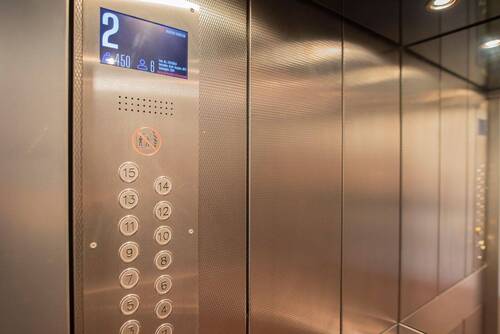 Fahrstuhl - 