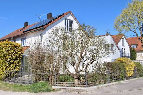 Ansicht.jpeg - 5 Zimmer Doppelhaushälfte zum Kaufen in Landshut