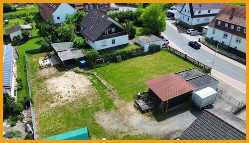 Blick von oben, seitliche Ansicht - Grundstück in Schwalmstadt / Niedergrenzebach zum Kaufen