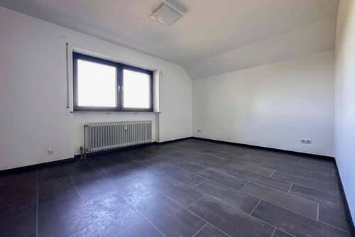 Schlafzimmer 2 OG - 