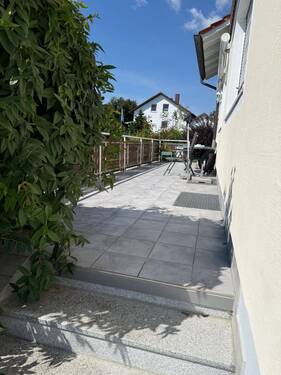 Südterrasse im Erdgeschoss - 