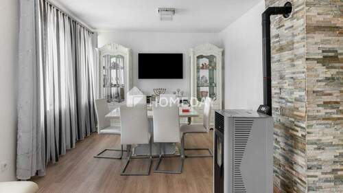 1. OG Wohnzimmer 2 - 