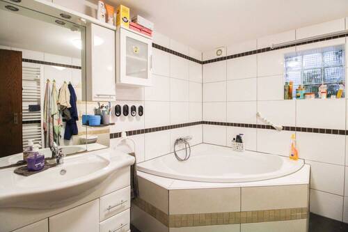 Bad EG - Einfamilienhaus in Groß-Umstadt zum Kaufen