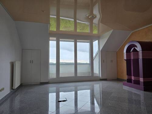 Büro mit Loggia - 