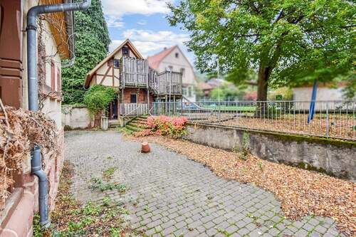 WGH 1 - Hof und Nebengebäude - 