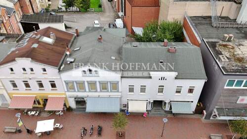 V10189-6 Außenansicht - Mehrfamilienhaus, Wohnhaus in Eutin zum Kaufen