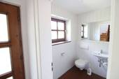 großzügiges Gäste WC - 