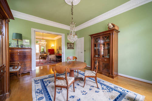 Büro - Mehrfamilienhaus, Wohnhaus mit 236,60 m&sup2; in Borgholzhausen zum Kaufen