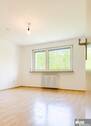 Zi. 1 - 4 Zimmer Etagenwohnung zum Kaufen in Gerbrunn