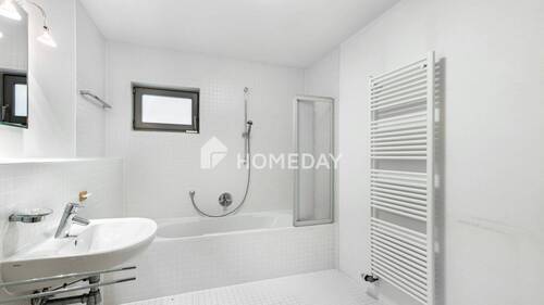 KG Badezimmer 1 - 