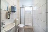 Wc + Dusche EG - 