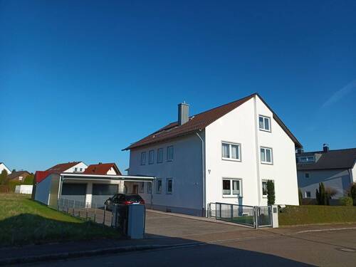 Eingang/ Garage - 3 Zimmer Etagenwohnung zur Miete in Schrobenhausen