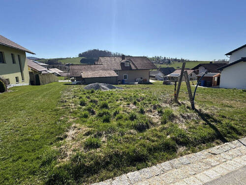 leichte Hanglage - Grundstück in Jandelsbrunn