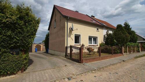 BILD1 - Parsteinsee - Einfamilienhaus mit Nebengelass in der wunderschönen Umgebung des Parsteinsees