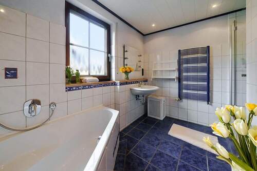 Tageslichbad im EG - 