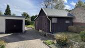 Garage und Schuppen - 3 Zimmer Doppelhaushälfte in Neustadt