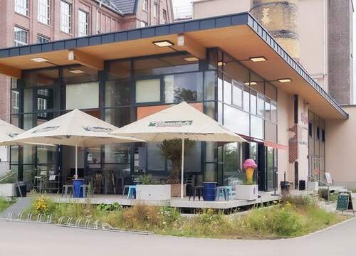 ganz nah, zum Kaffee oder Eis - 