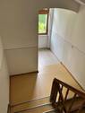 Treppenhaus mit Fenster - 