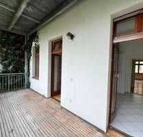 charmante 3- Raumwohnung mit Balkon und Stellplatz im Görlitzer Zentrum !
