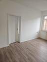 Durchgang Wohnen Kind - 3 Zimmer Etagenwohnung in Nürnberg