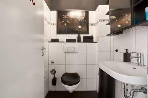 Gäste WC Erdgeschoss - 