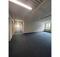 Moderne Büroflächen EG: 6 Monate mietfrei, flexible Gestaltung, Top Lage - Hallbergmoos