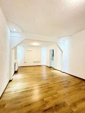 Wohnzimmer EG - 1 Zimmer Einfamilienhaus in Seesen