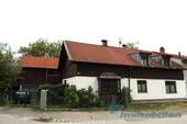 Hausansicht1.jpg - Natur pur! Großzügiges Einfamilienhaus mit Einliegerwohnung in Landau an der Isar