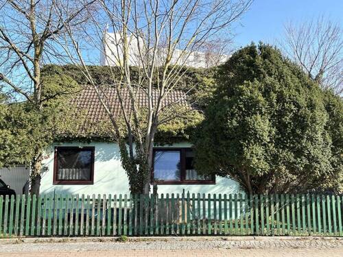Haus 2 Südansicht - 1 Zimmer Mehrfamilienhaus, Wohnhaus zum Kaufen in Heiligenhafen