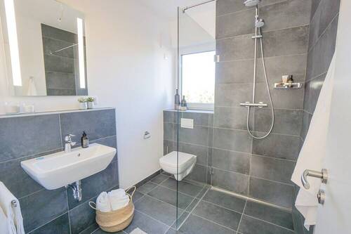 Außenansicht - Etagenwohnung mit 54,40 m² in Kümmersbruck zum Kaufen