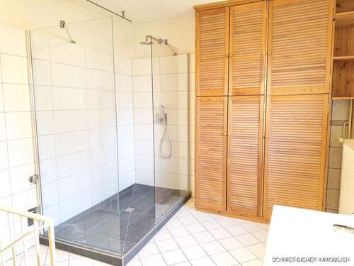 Erdgeschoss - Badezimmer - 