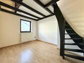 Schlafzimmer 2, Treppe zur oberen internen Ebene - 