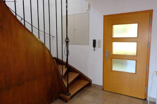 Diele, Treppe zum DG - 