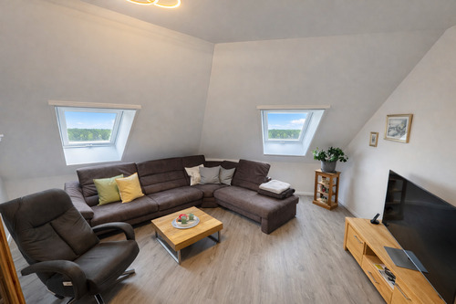 Separates Wohnzimmer bzw. Kinder-/Arbeitszimmer - 3 Zimmer Etagenwohnung zur Miete in Rückersdorf