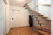 Treppe zu KG - 