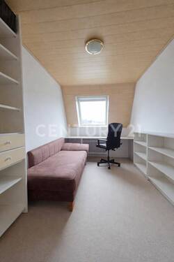 Büro (Bild wurde bearbeitet) - 