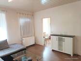 Wohnzimmer - 2 Zimmer Etagenwohnung in Krefeld