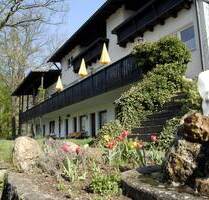 HotelPension - Gasthof mit Saal & Restaurant und Terrasse auf ca. 3.600 m², 20 Gästezimmer mit 30 Betten im oberpfälzischen Landkreis Neustadt - Weiherhammer