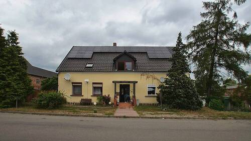 BILD1 - Großes Landhaus mit Stall und Scheune in wunderschöner landschaftlicher Umgebung von Lunow